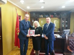 Zyrtarë të Komunës së Ulqinit u takuan me anëtarët e Komisionit për Shëndetësi, Punë dhe Mirëqenie Sociale nga Kuvendi i Kosovës