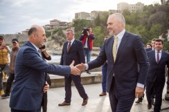 Kryeministri i Shqipërisë  Edi Rama në Ulqin, takim me  politikanët shqiptar