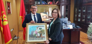 Ambasadorja e SHBA –së qëndroi për vizitë në Ulqin