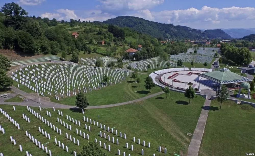 Počast žrtvama genocida u Srebrenici