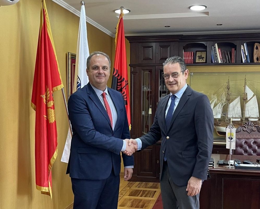 Kryetari i Komunës së Ulqinit priti sot në takim Ambasadorin e Turqisë