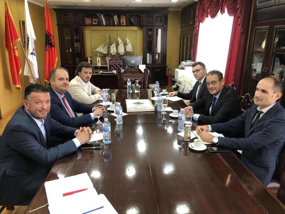Kryetari i Komunës së Ulqinit priti sot në takim Ambasadorin e Turqisë