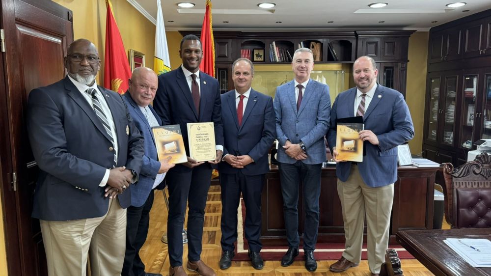 Predsjednik Opštine Ulcinj Genci Nimanbegu primio je u zvaničnoj posjeti Charles D.Falla