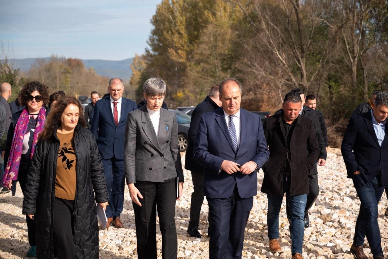 Rekonstruksioni i argjinaturës Gropat–Shtodër në lumin Buna: Përfundimi i punimeve për përmirësimin e infrastrukturës dhe mbrojtjen nga përmbytjet